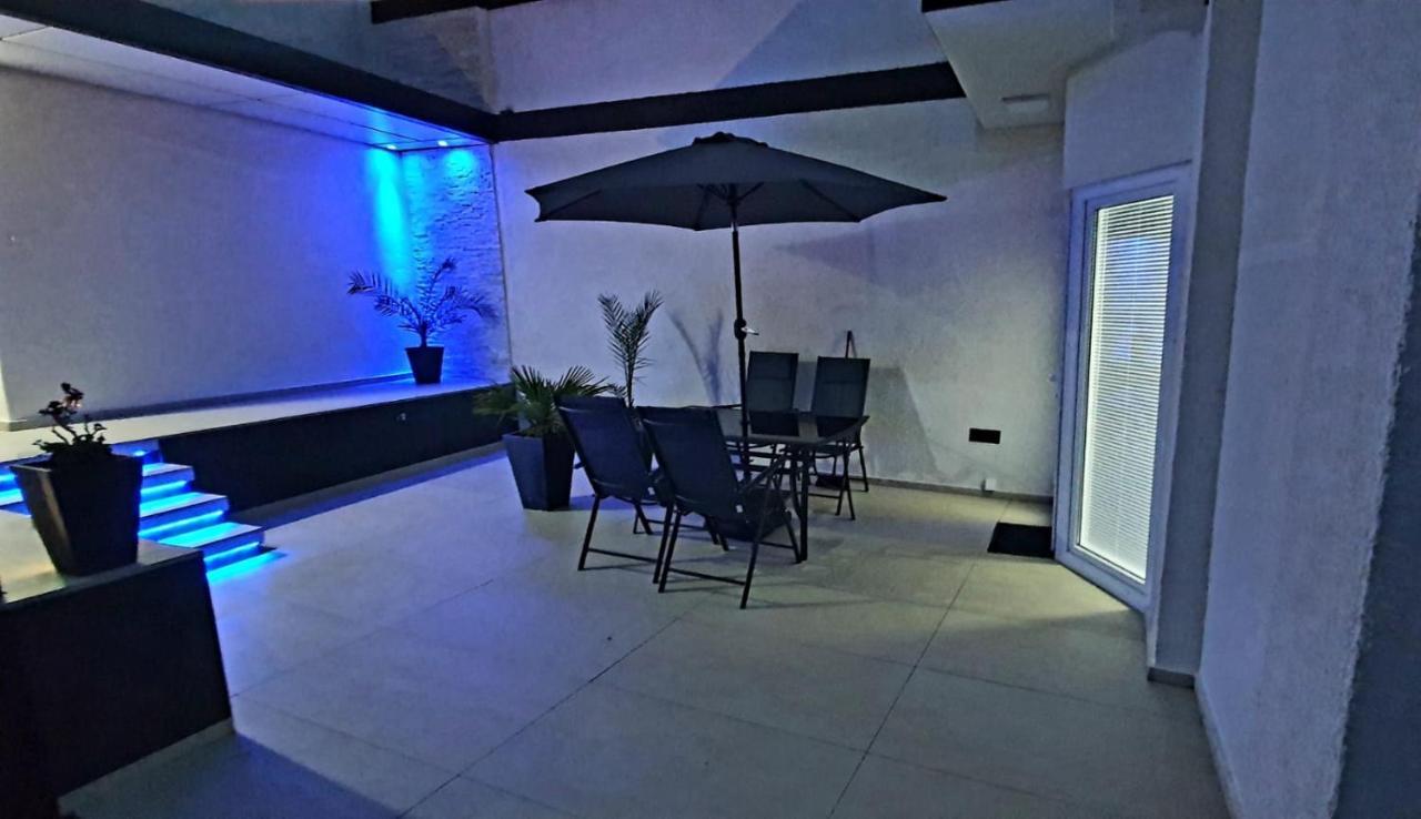 Penthouse Jacuzzi & Pool Apartmants Opatija Buitenkant foto