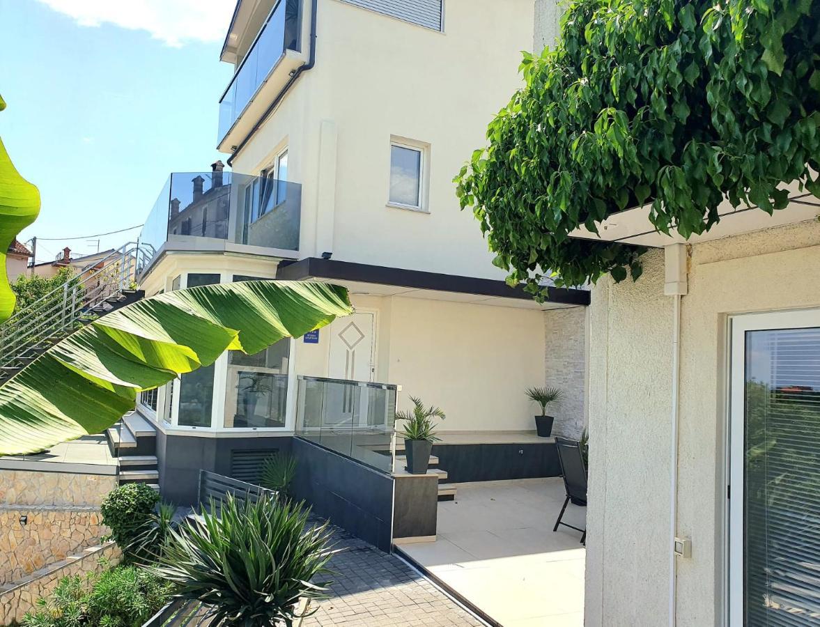 Penthouse Jacuzzi & Pool Apartmants Opatija Buitenkant foto
