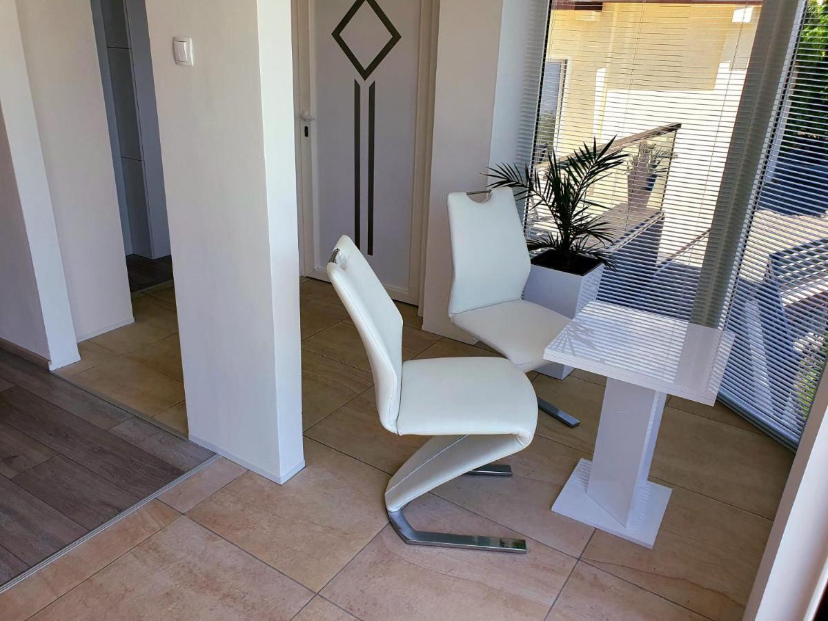 Penthouse Jacuzzi & Pool Apartmants Opatija Buitenkant foto