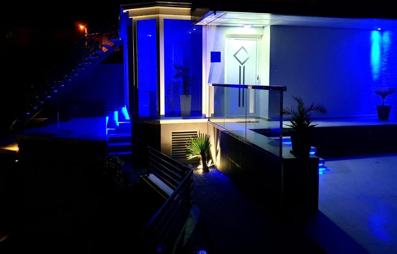 Penthouse Jacuzzi & Pool Apartmants Opatija Buitenkant foto