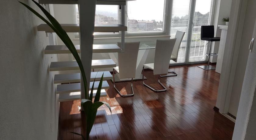 Penthouse Jacuzzi & Pool Apartmants Opatija Buitenkant foto