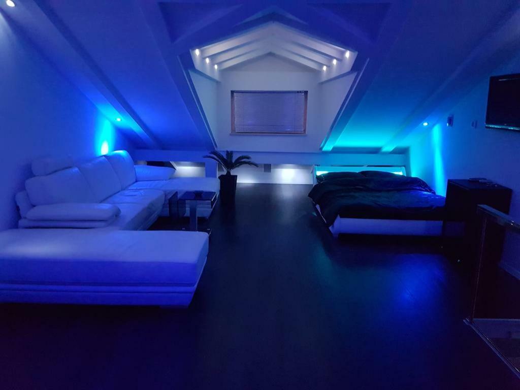 Penthouse Jacuzzi & Pool Apartmants Opatija Buitenkant foto